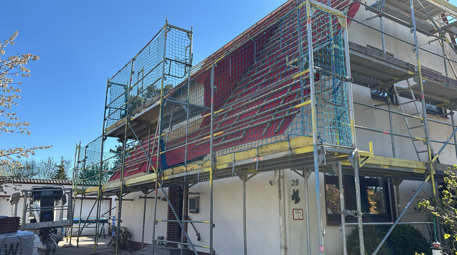 Gerüstbau für Sanierung und Neubau